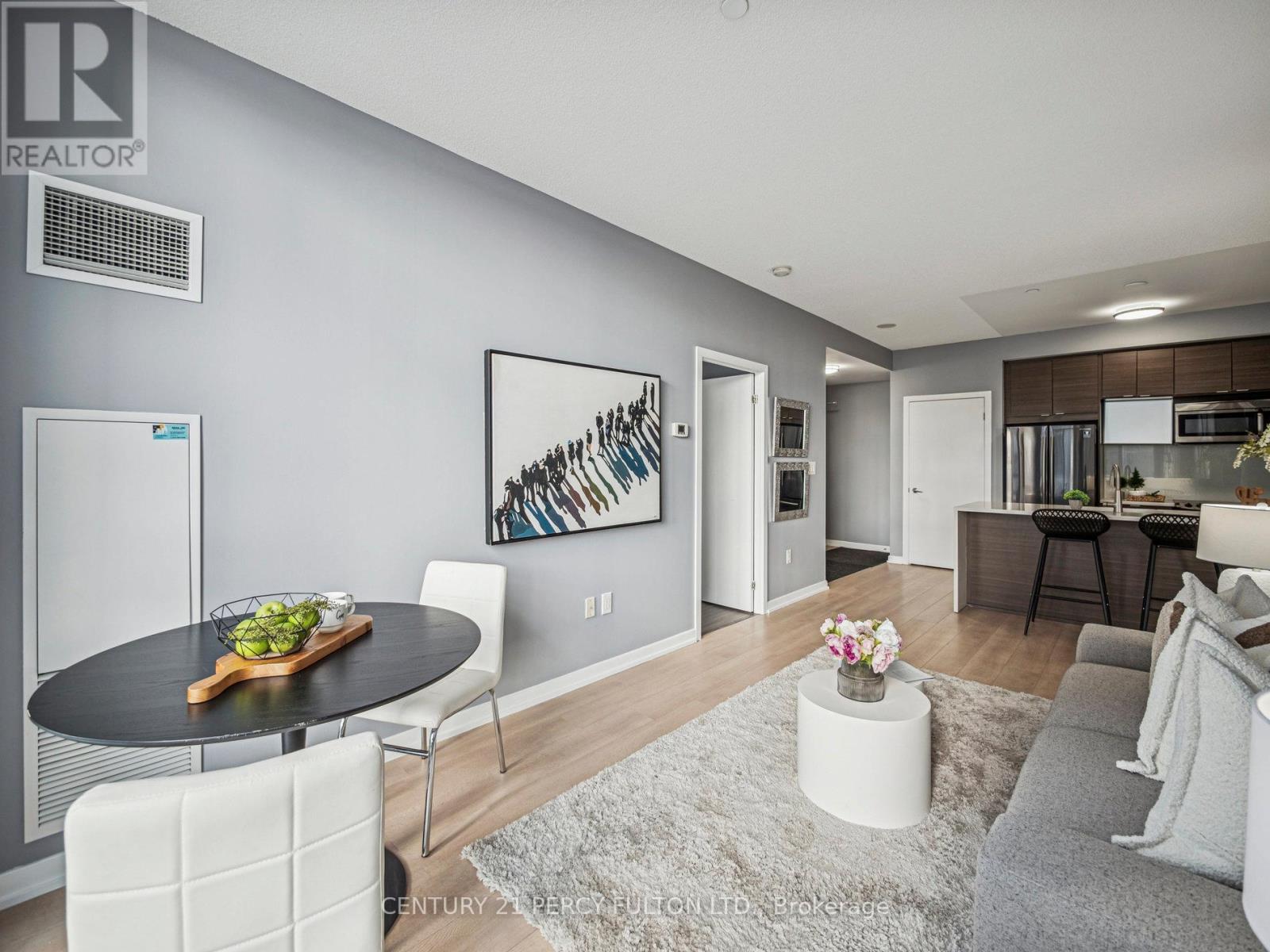 408 - 62 Forest Manor Road, Toronto, ON - Indoor