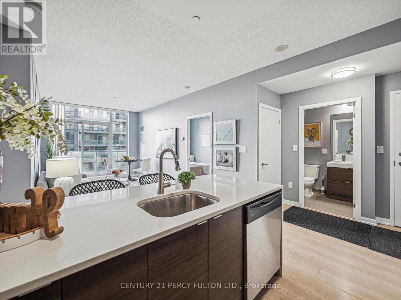 Kitchen Overlooking Living/Dining - 408 - 62 Forest Manor Road, Toronto, ON - Indoor Photo Showing Kitchen