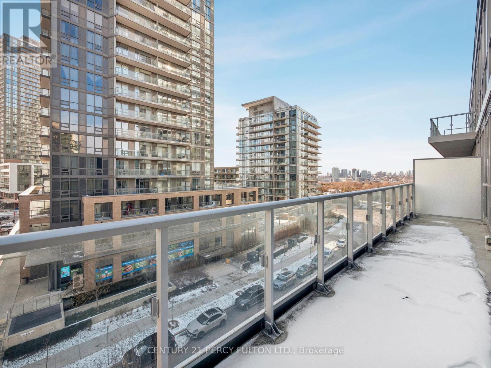 408 - 62 Forest Manor Road, Toronto, ON - Outdoor