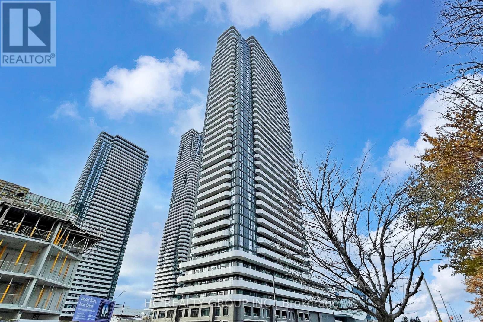 3101 - 8 Interchange Way, Vaughan, ON - Outdoor With Facade