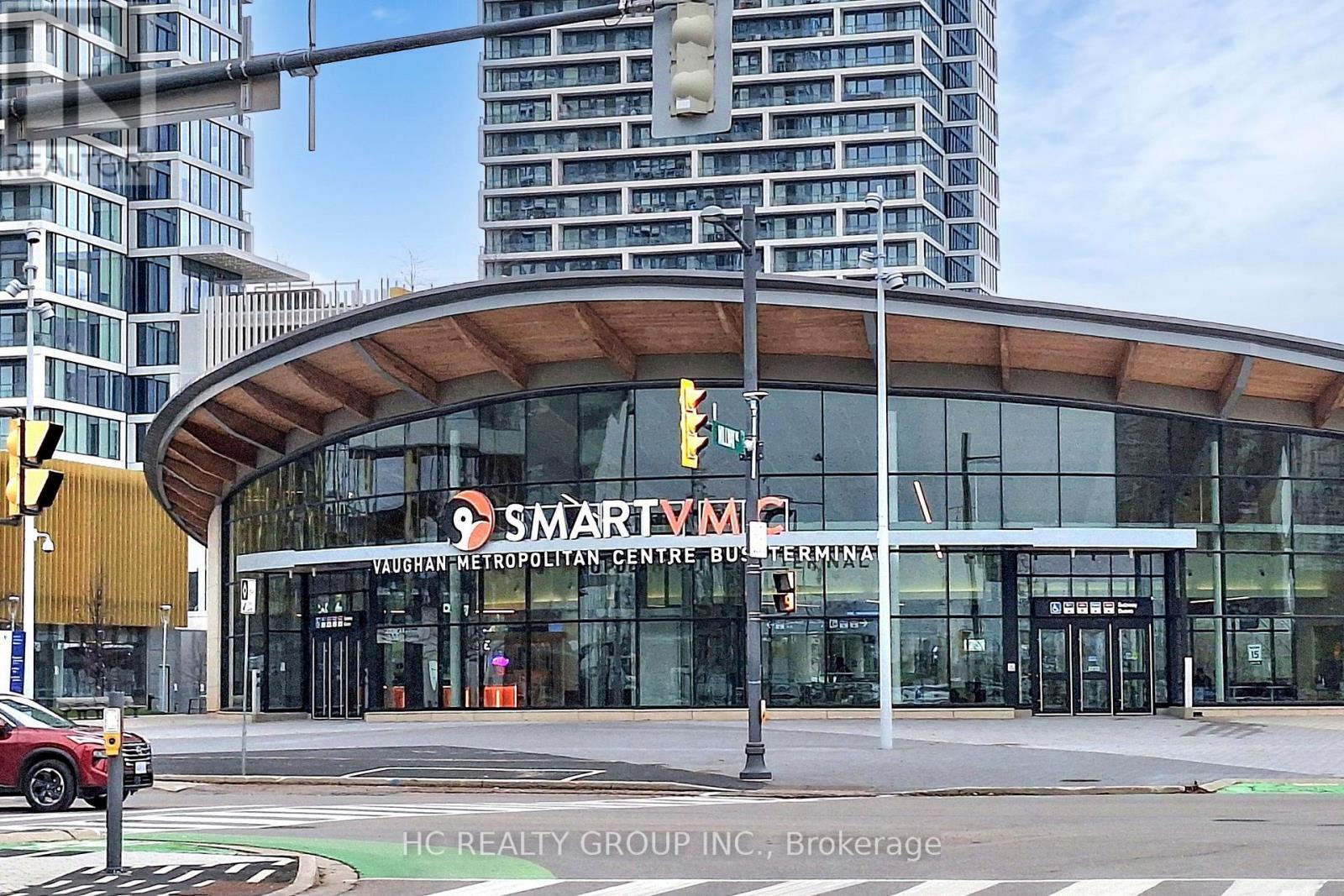 3101 - 8 Interchange Way, Vaughan, ON - Outdoor