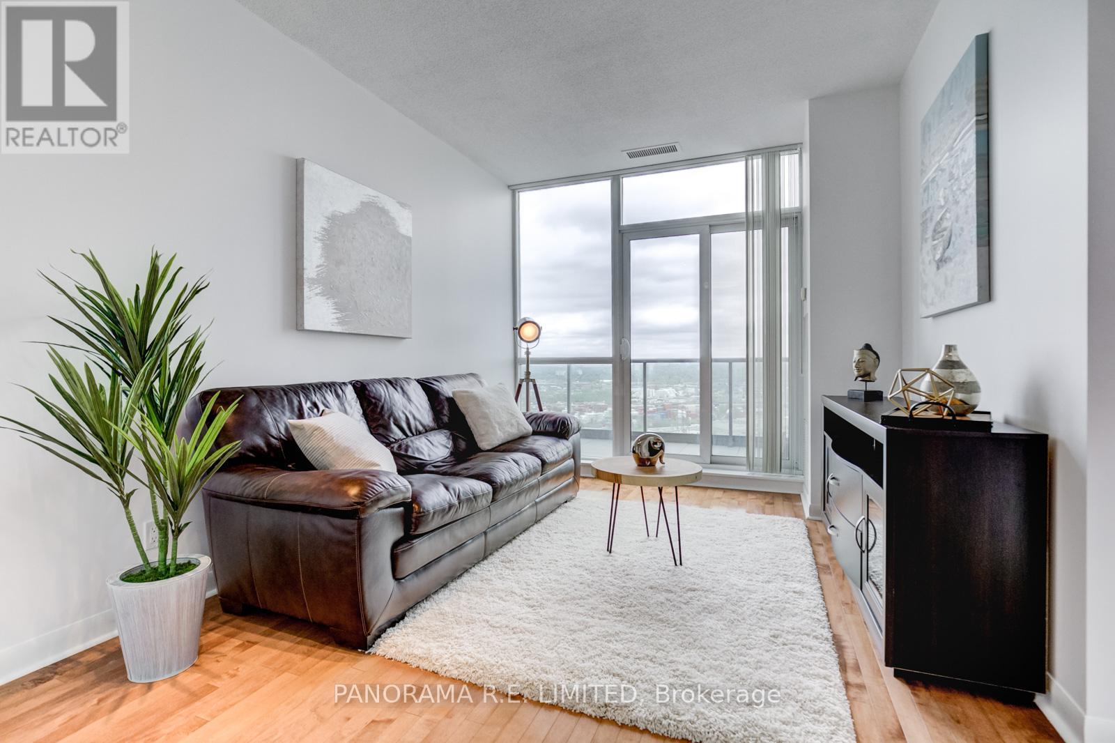 Ph103 - 225 Sherway Gardens Road, Toronto, ON - Indoor Photo Showing Living Room