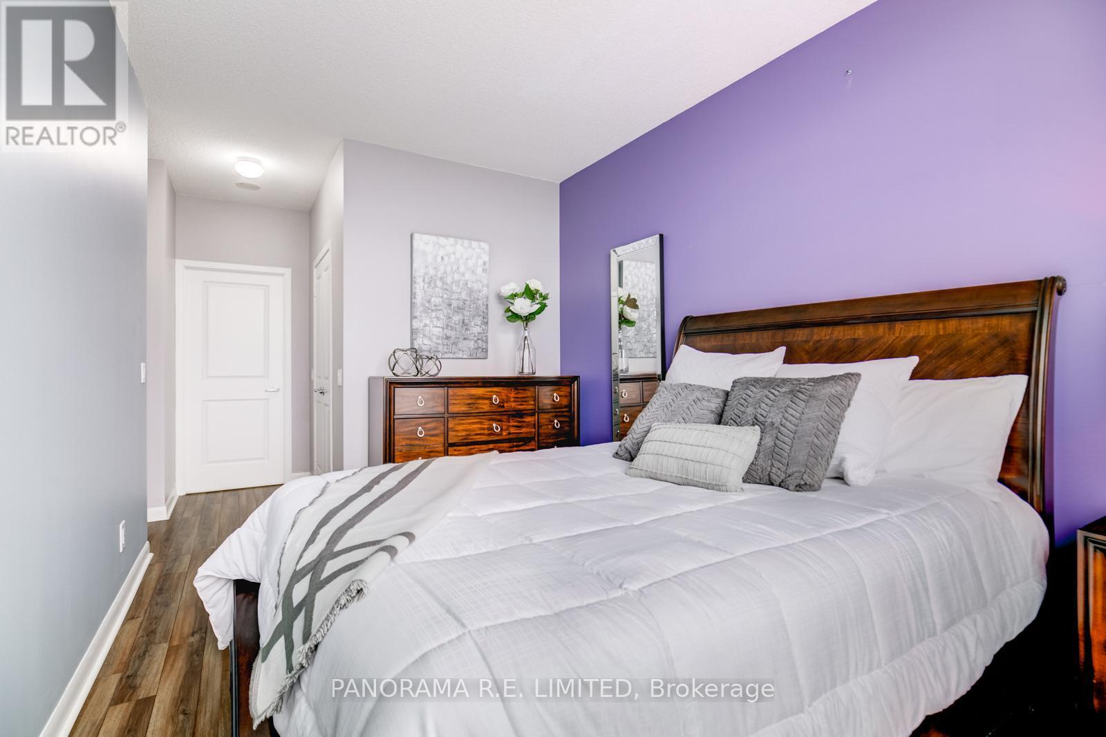 Ph103 - 225 Sherway Gardens Road, Toronto, ON - Indoor Photo Showing Bedroom