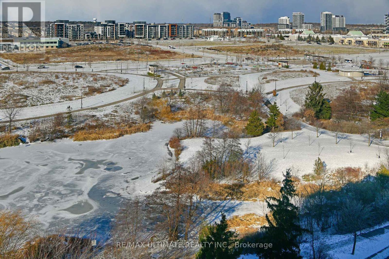 1104 - 2325 Central Park Drive, Oakville, ON - Outdoor With View