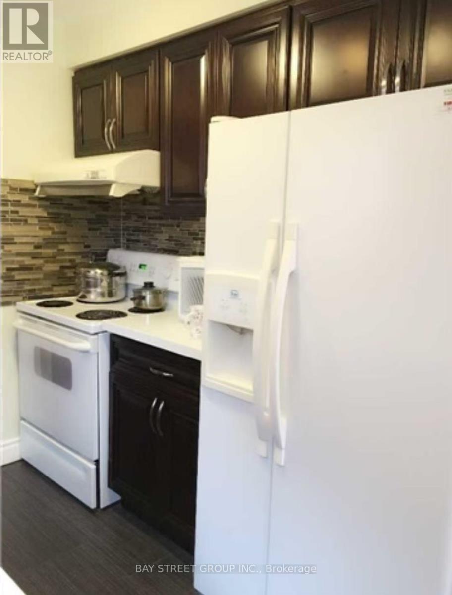 Second Or Third Bedroom - 82 Apache Trail, Toronto, ON - Indoor Photo Showing Kitchen