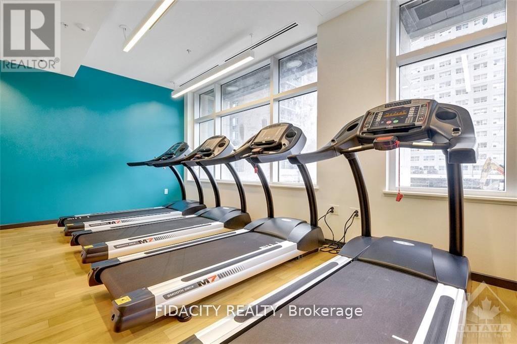 1516 - 105 Champagne Avenue S, Ottawa, ON - Indoor Photo Showing Gym Room