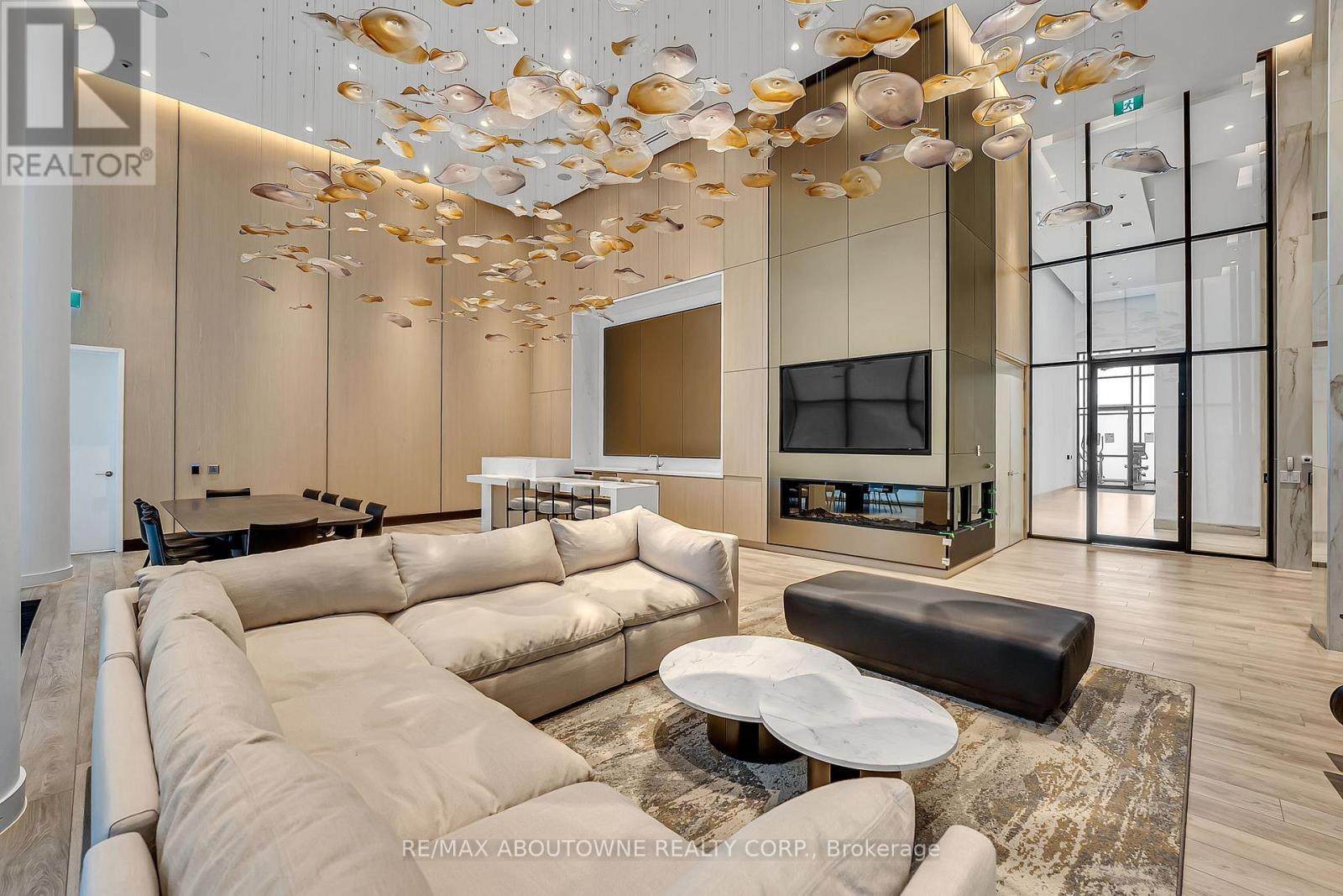 517 - 251 Masonry Way, Mississauga, ON - Indoor