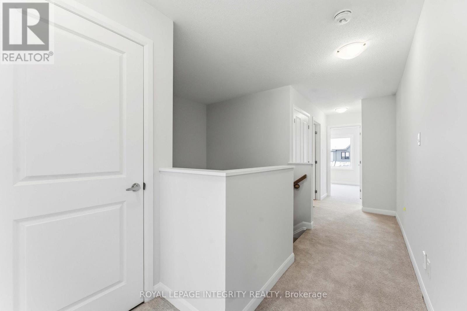 714 Fairline Row, Ottawa, ON - Indoor Photo Showing Other Room
