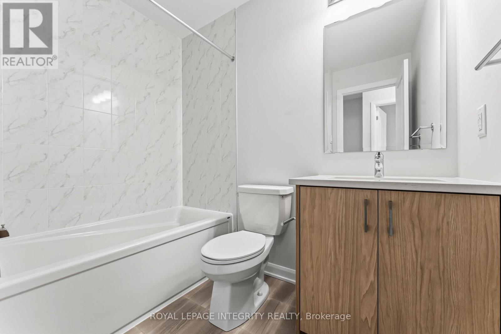 714 Fairline Row, Ottawa, ON - Indoor Photo Showing Bathroom
