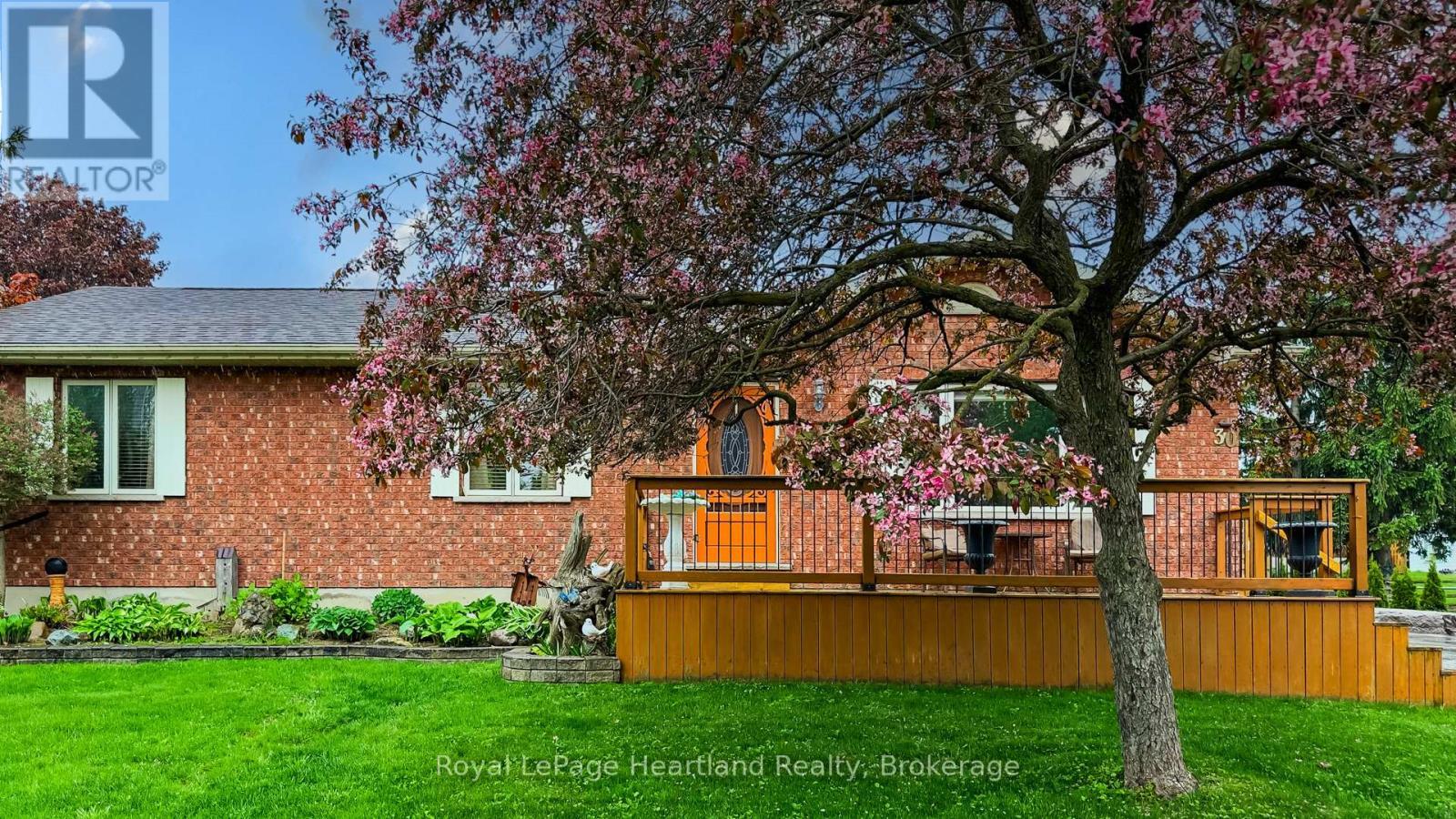 30 North Street, Huron East (Egmondville), ON - Outdoor With Deck Patio Veranda