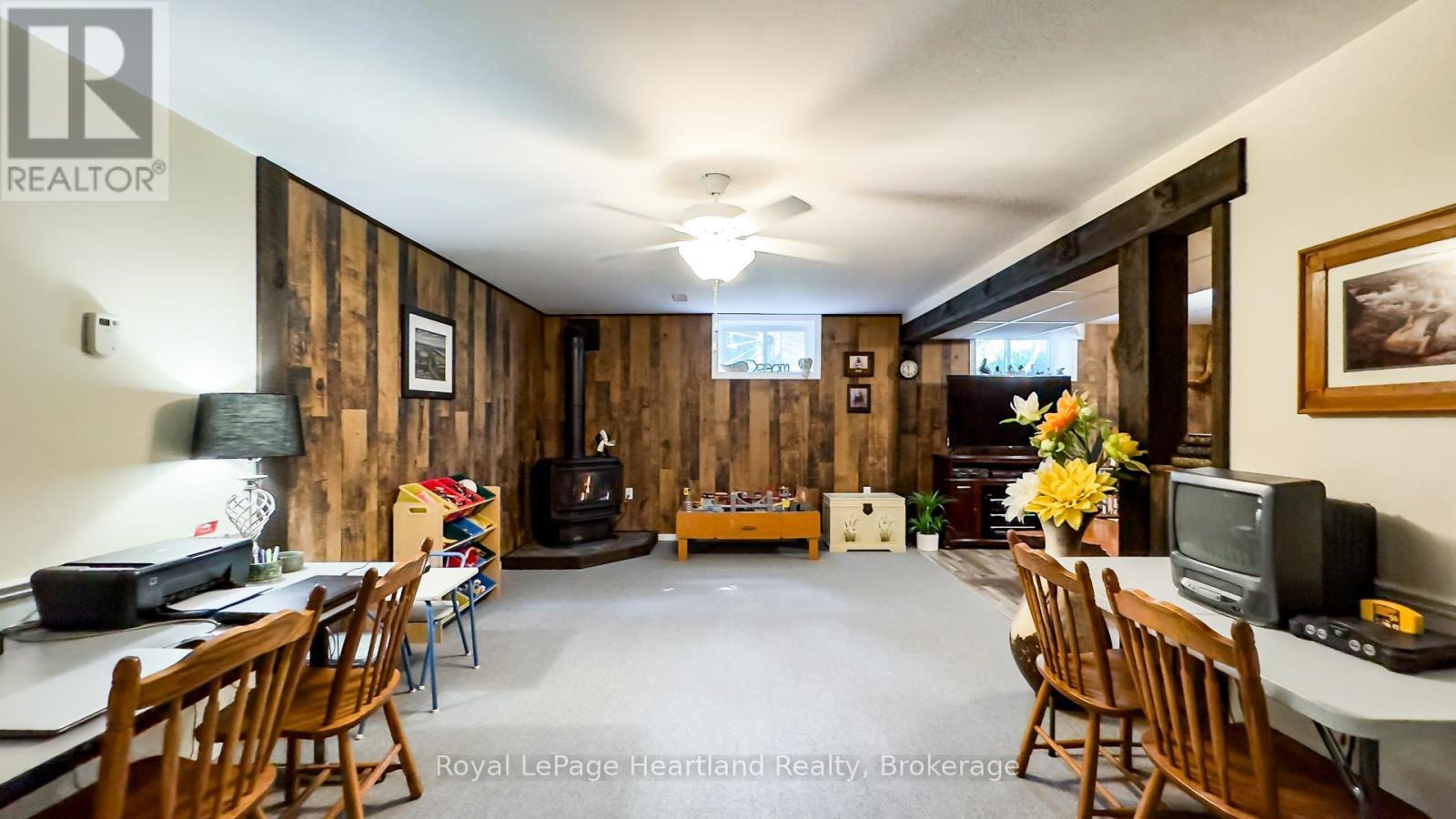 30 North Street, Huron East (Egmondville), ON - Indoor Photo Showing Other Room