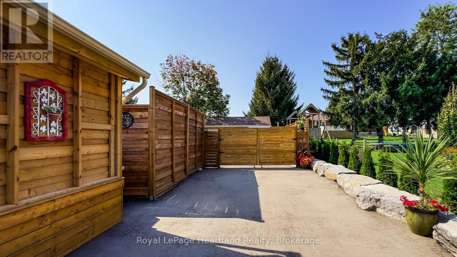 30 North Street, Huron East (Egmondville), ON - Outdoor