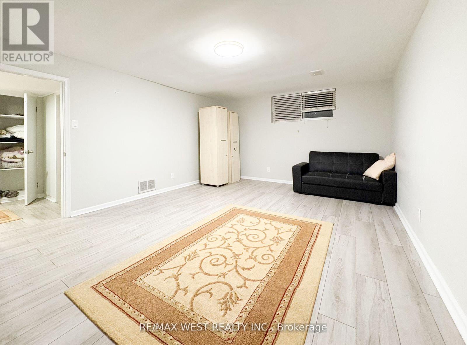 Bsmt - 5 Arlstan Drive, Toronto, ON - Indoor