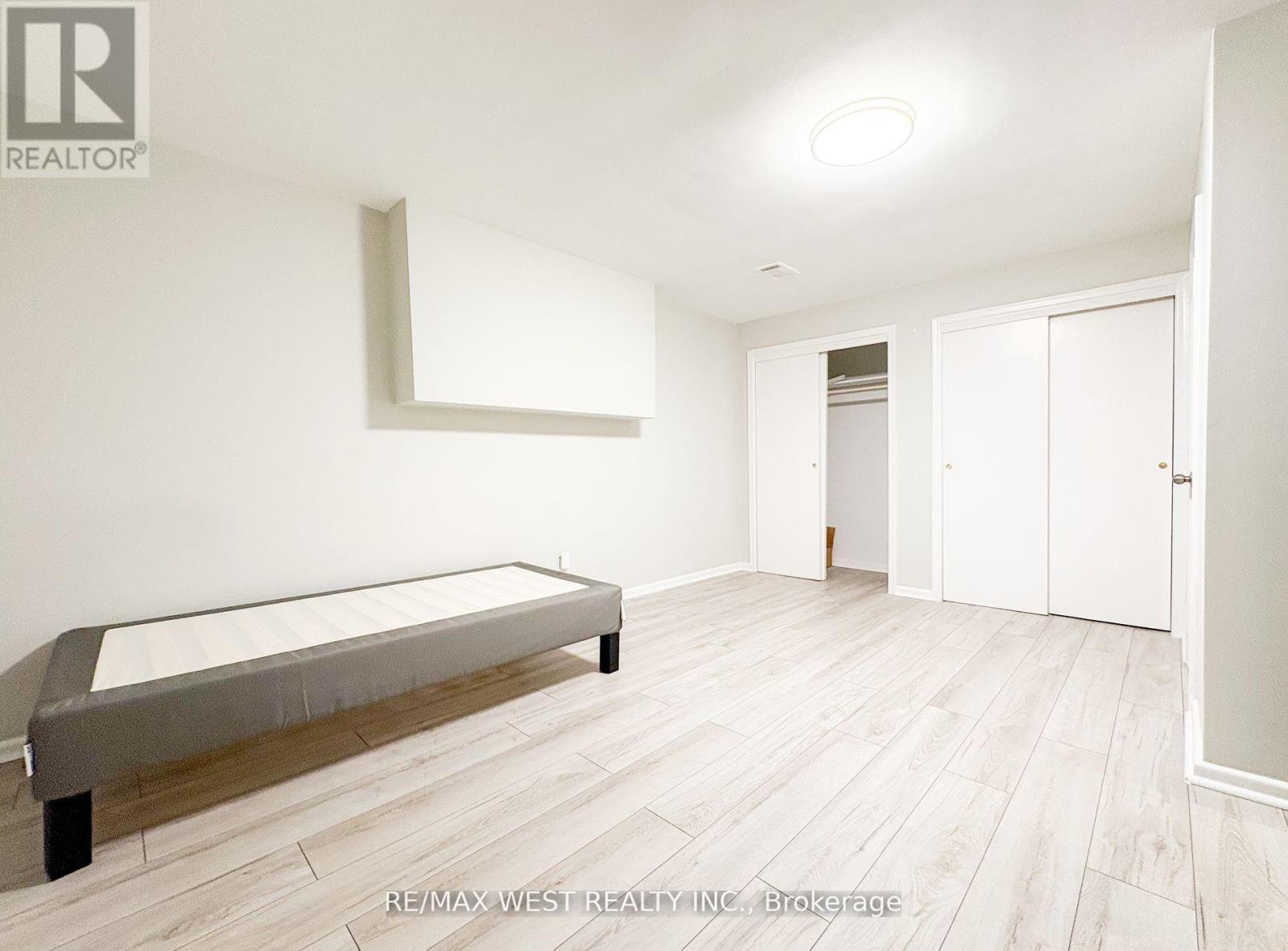 Bsmt - 5 Arlstan Drive, Toronto, ON - Indoor Photo Showing Other Room