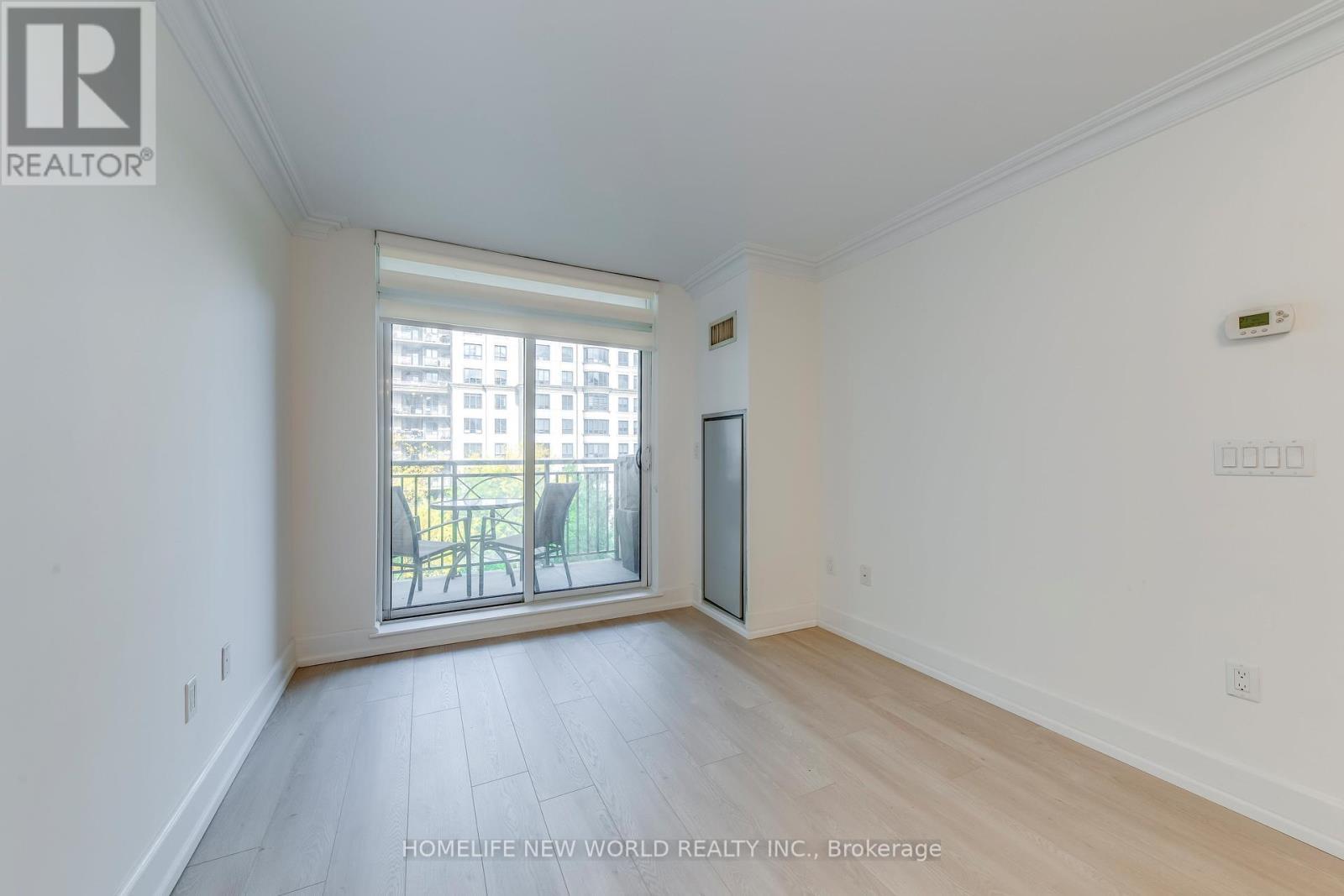 531 - 650 Sheppard Avenue E, Toronto, ON - Indoor Photo Showing Other Room