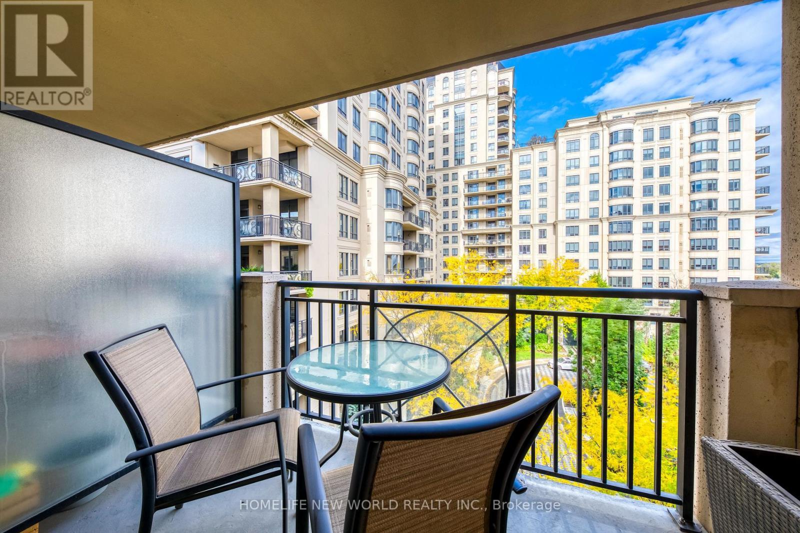 531 - 650 Sheppard Avenue E, Toronto, ON - Outdoor With Balcony With Exterior