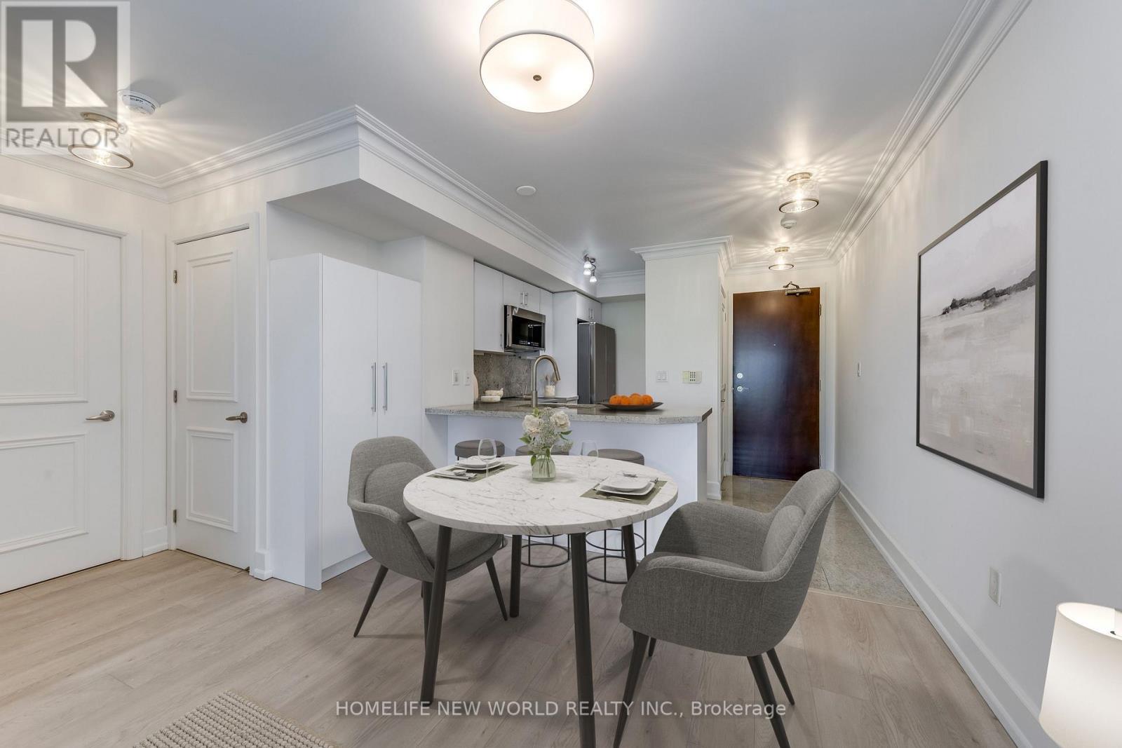 531 - 650 Sheppard Avenue E, Toronto, ON - Indoor Photo Showing Dining Room