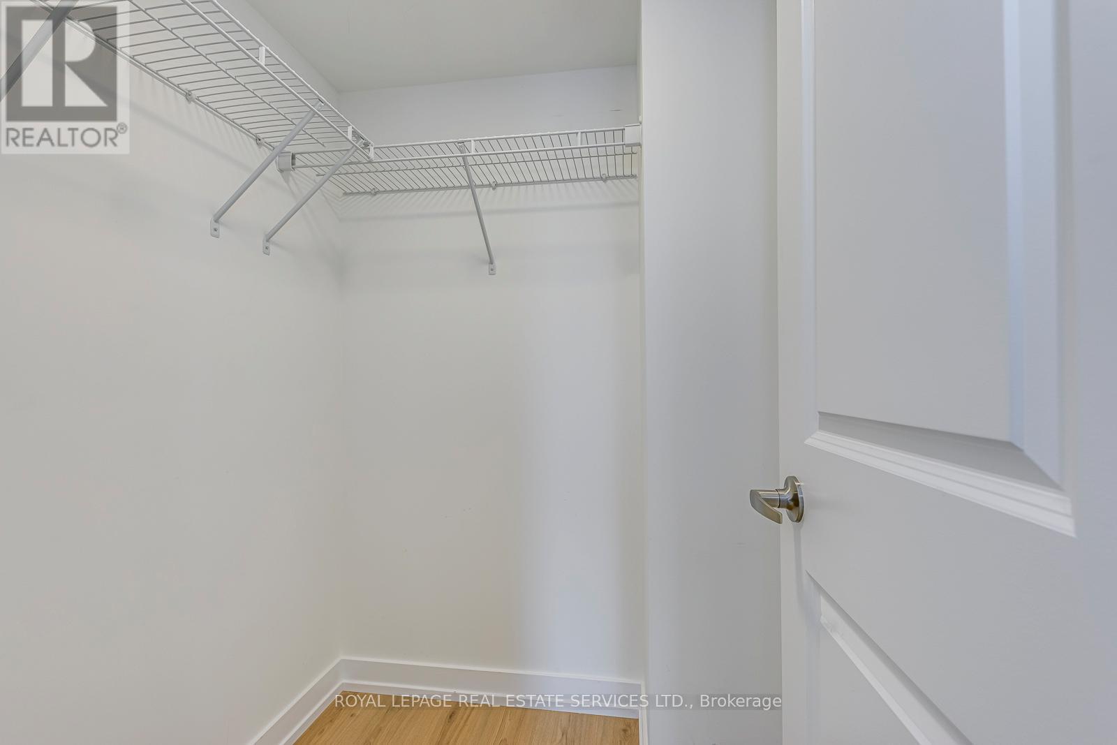 347 - 3066 Sixth Line, Oakville, ON - Indoor With Storage