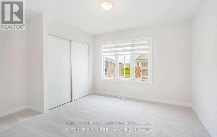 250 Newman Drive, Cambridge, ON - Indoor Photo Showing Other Room