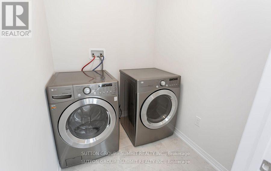 250 Newman Drive, Cambridge, ON - Indoor Photo Showing Laundry Room