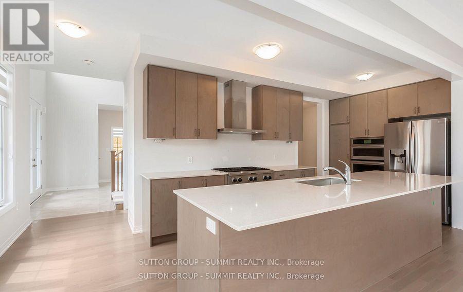 250 Newman Drive, Cambridge, ON - Indoor Photo Showing Kitchen
