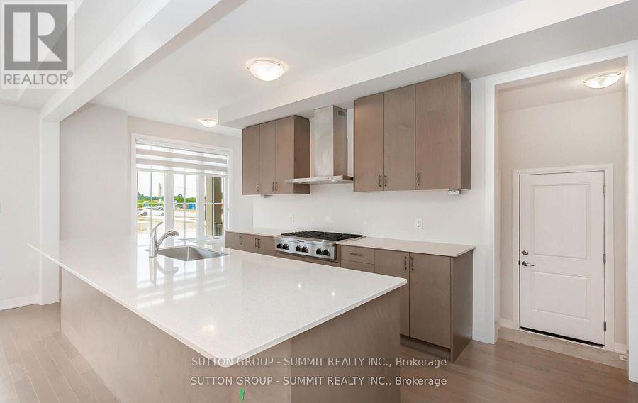 250 Newman Drive, Cambridge, ON - Indoor Photo Showing Kitchen