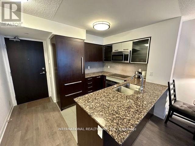 2111 - 5162 Yonge Street, Toronto, ON - Indoor Photo Showing Kitchen With Double Sink