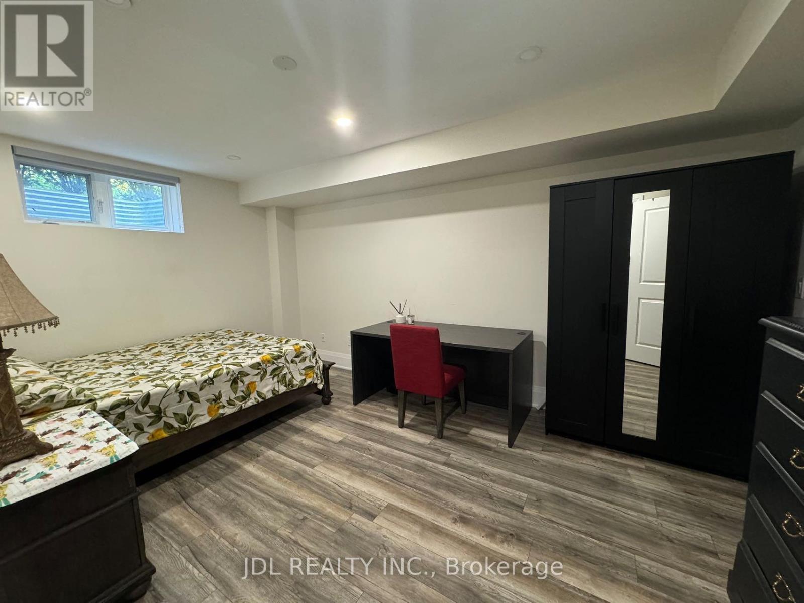 Bsmt - 4 Mildred Temple Way S, Markham, ON - Indoor Photo Showing Bedroom