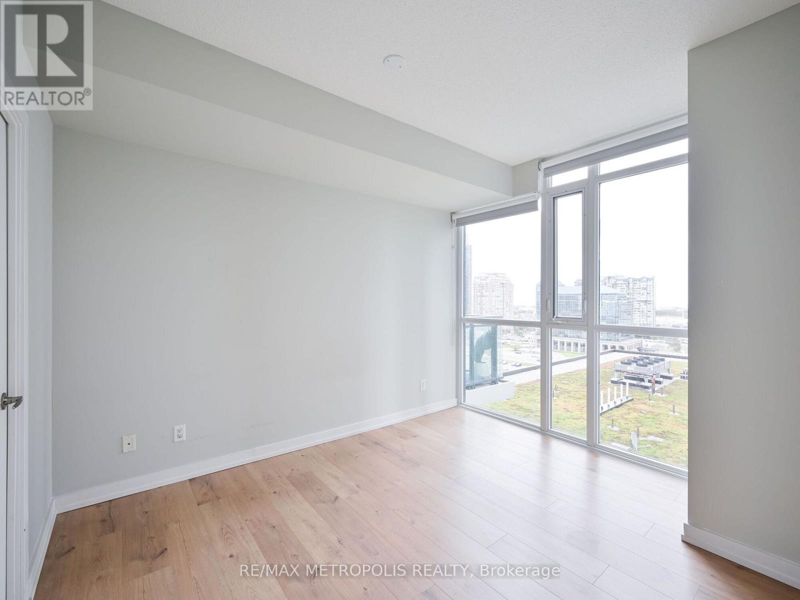 1004 - 4070 Confederation Parkway, Mississauga, ON - Indoor Photo Showing Other Room