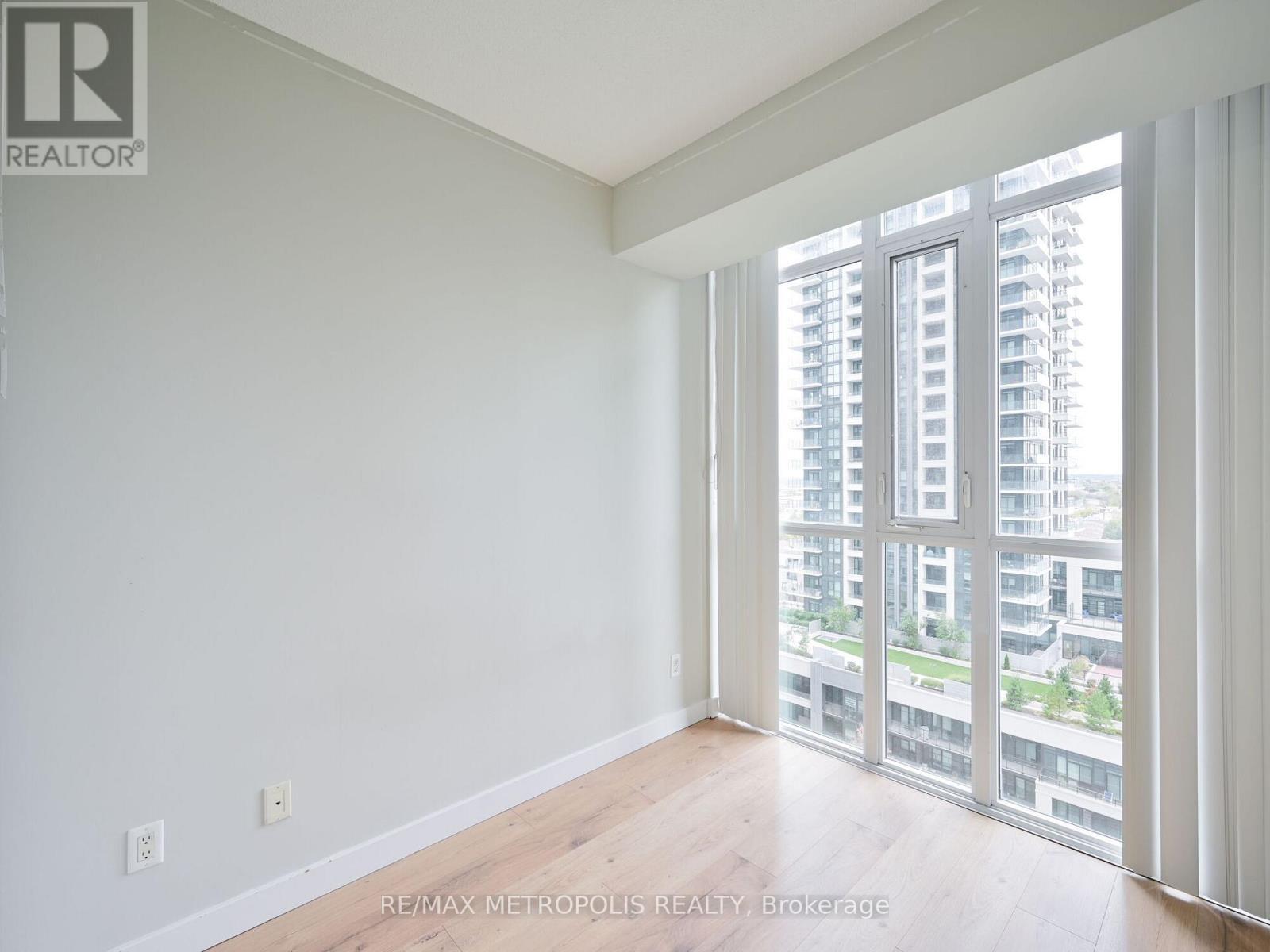 1004 - 4070 Confederation Parkway, Mississauga, ON - Indoor Photo Showing Other Room