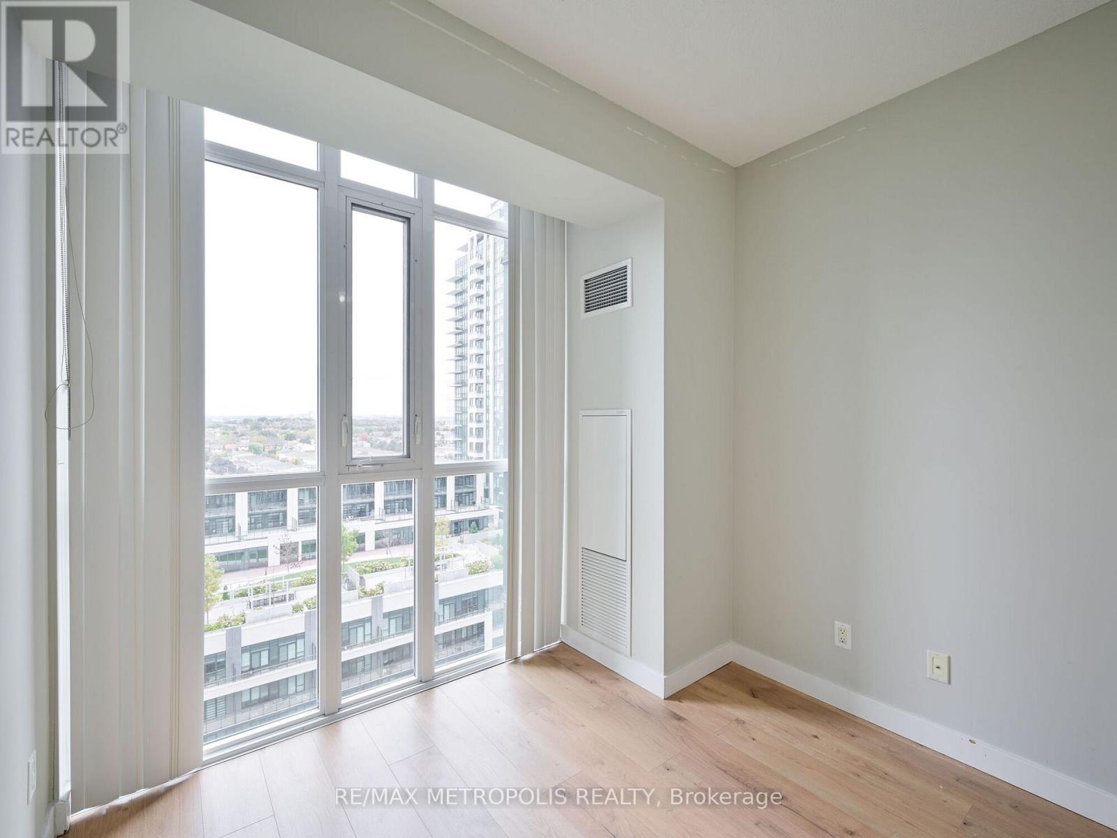 1004 - 4070 Confederation Parkway, Mississauga, ON - Indoor Photo Showing Other Room