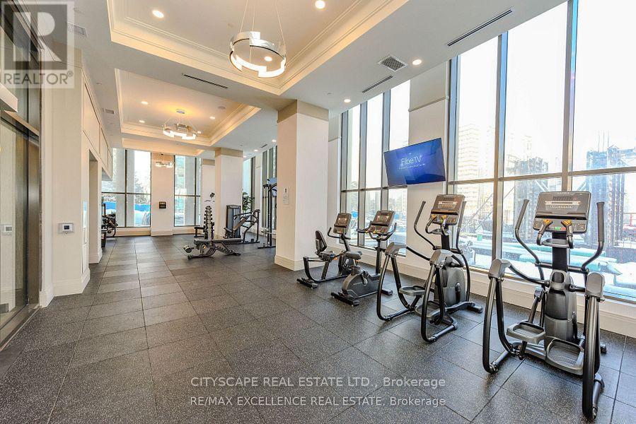 2307 - 30 Elm Drive, Mississauga, ON - Indoor Photo Showing Gym Room