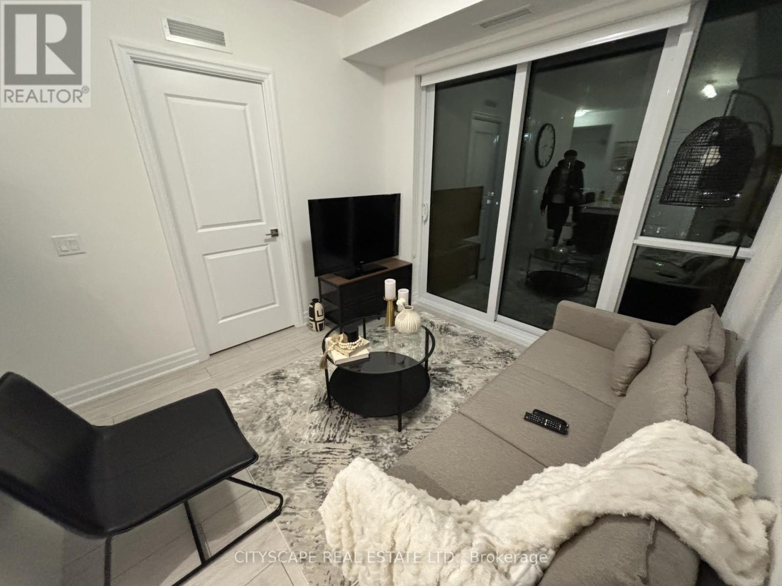 2307 - 30 Elm Drive, Mississauga, ON - Indoor