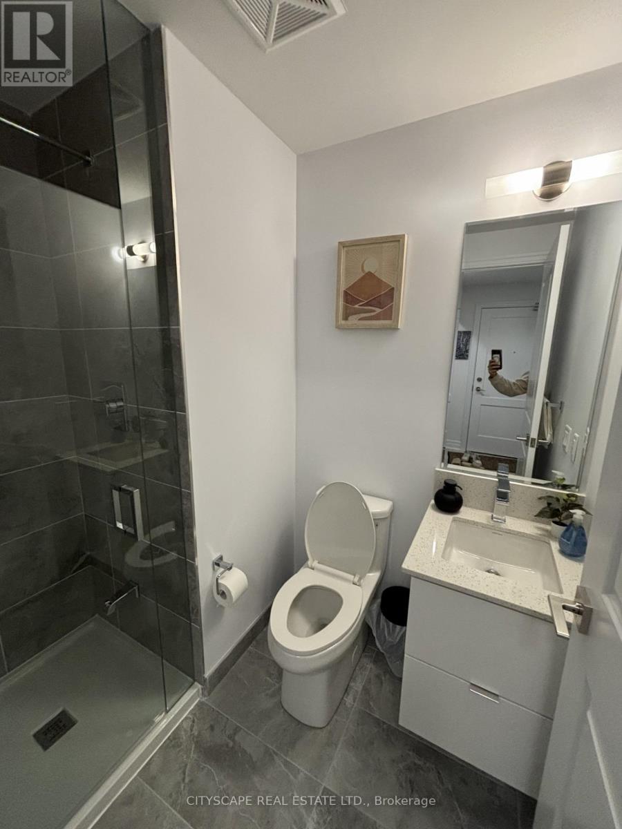 2307 - 30 Elm Drive, Mississauga, ON - Indoor Photo Showing Bathroom
