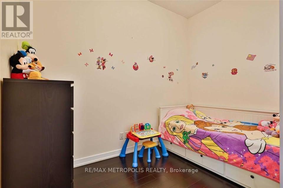 215 - 4011 Brickstone Mews, Mississauga, ON - Indoor Photo Showing Bedroom