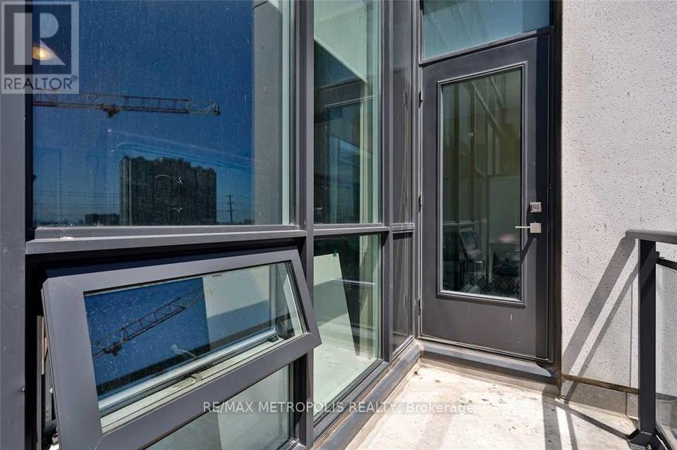215 - 4011 Brickstone Mews, Mississauga, ON - Outdoor With Balcony With Exterior