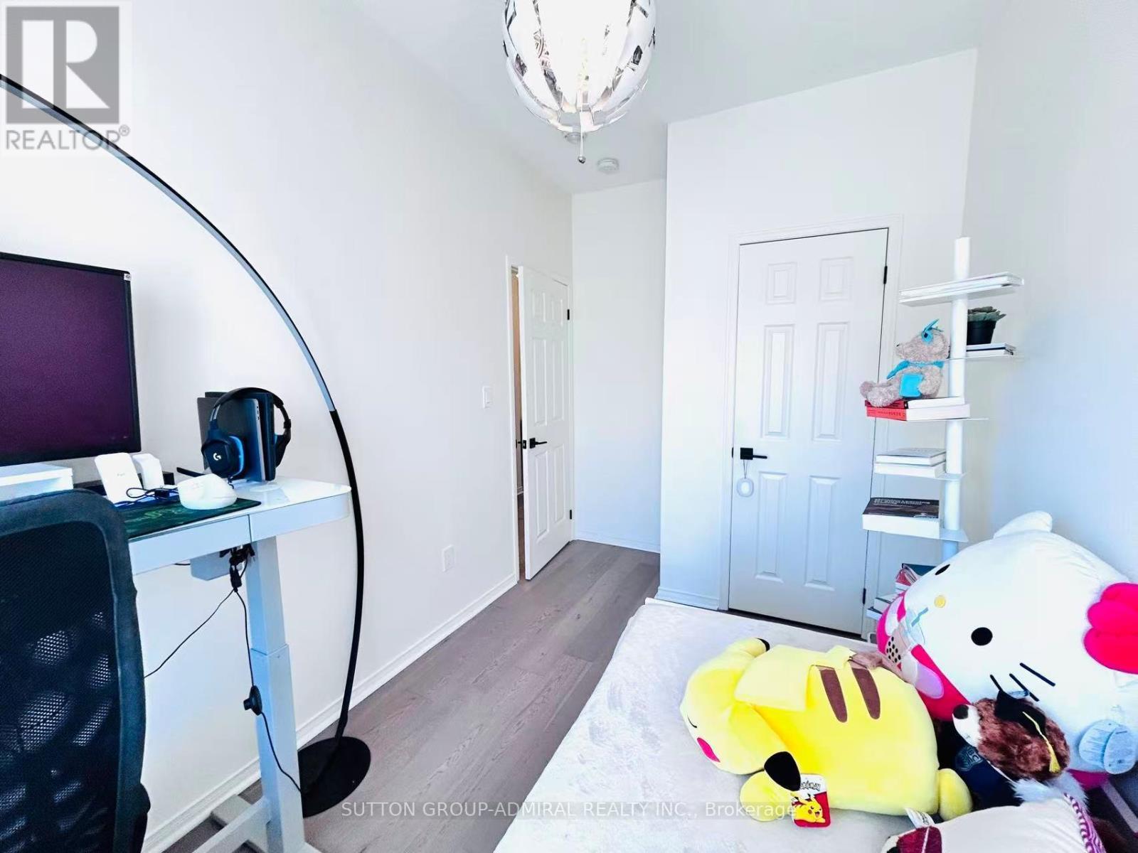 14 Mcgrath Avenue, Richmond Hill, ON - Indoor Photo Showing Bedroom