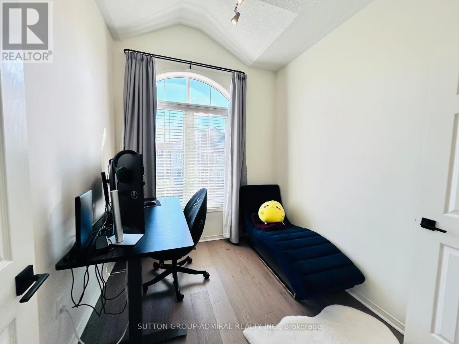 14 Mcgrath Avenue, Richmond Hill, ON - Indoor Photo Showing Office