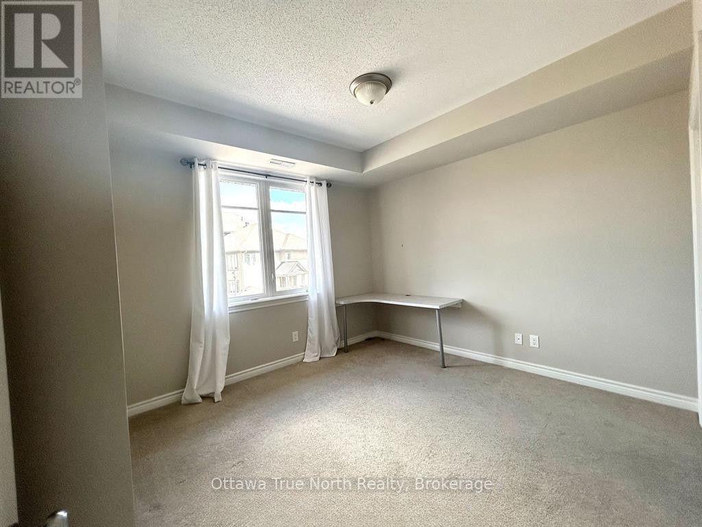 F - 1032 Beryl Private, Ottawa, ON - Indoor Photo Showing Other Room