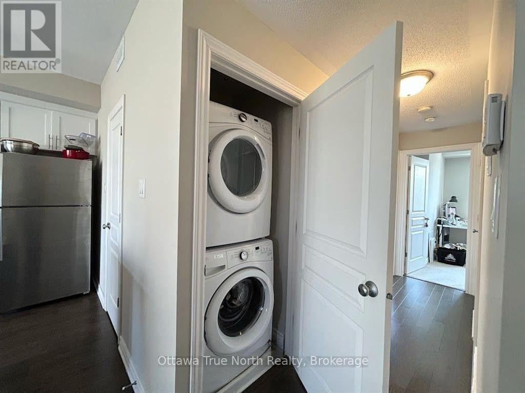 F - 1032 Beryl Private, Ottawa, ON - Indoor Photo Showing Laundry Room