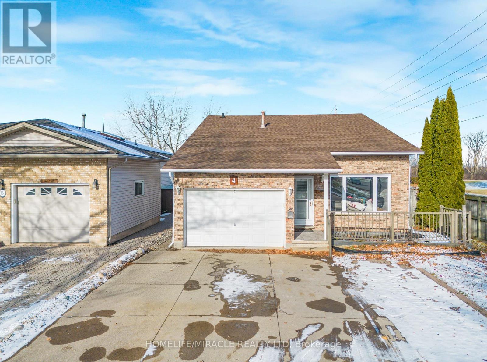 4 Eastwood Drive, Welland, ON - Outdoor