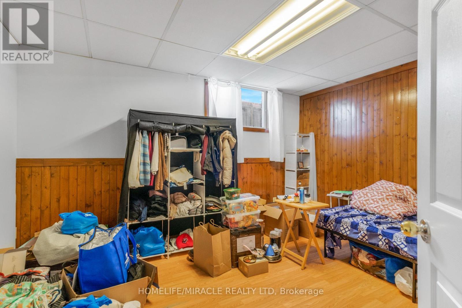 4 Eastwood Drive, Welland, ON - Indoor