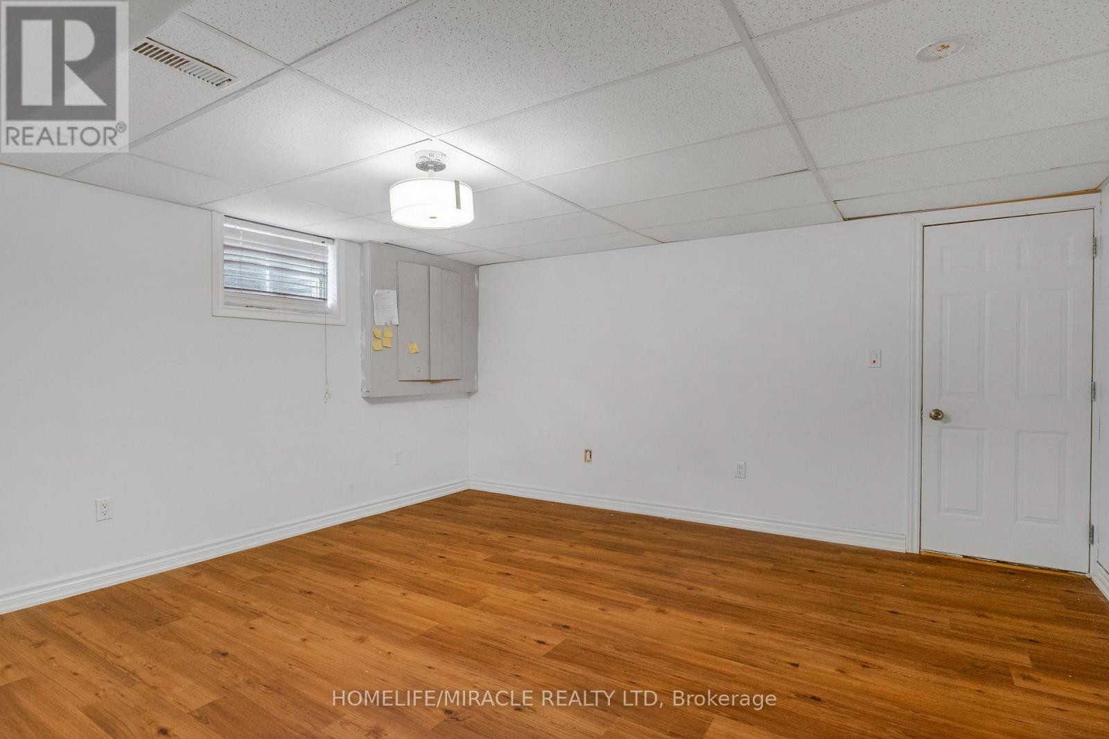 4 Eastwood Drive, Welland, ON - Indoor Photo Showing Other Room