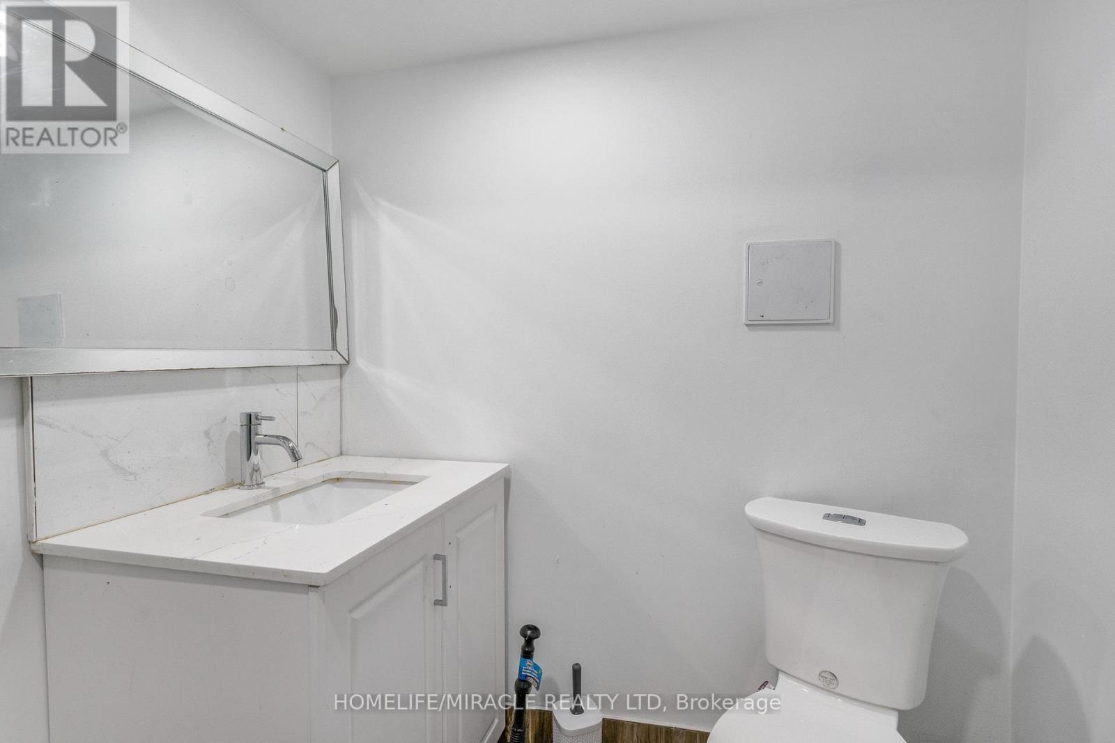 4 Eastwood Drive, Welland, ON - Indoor Photo Showing Bathroom