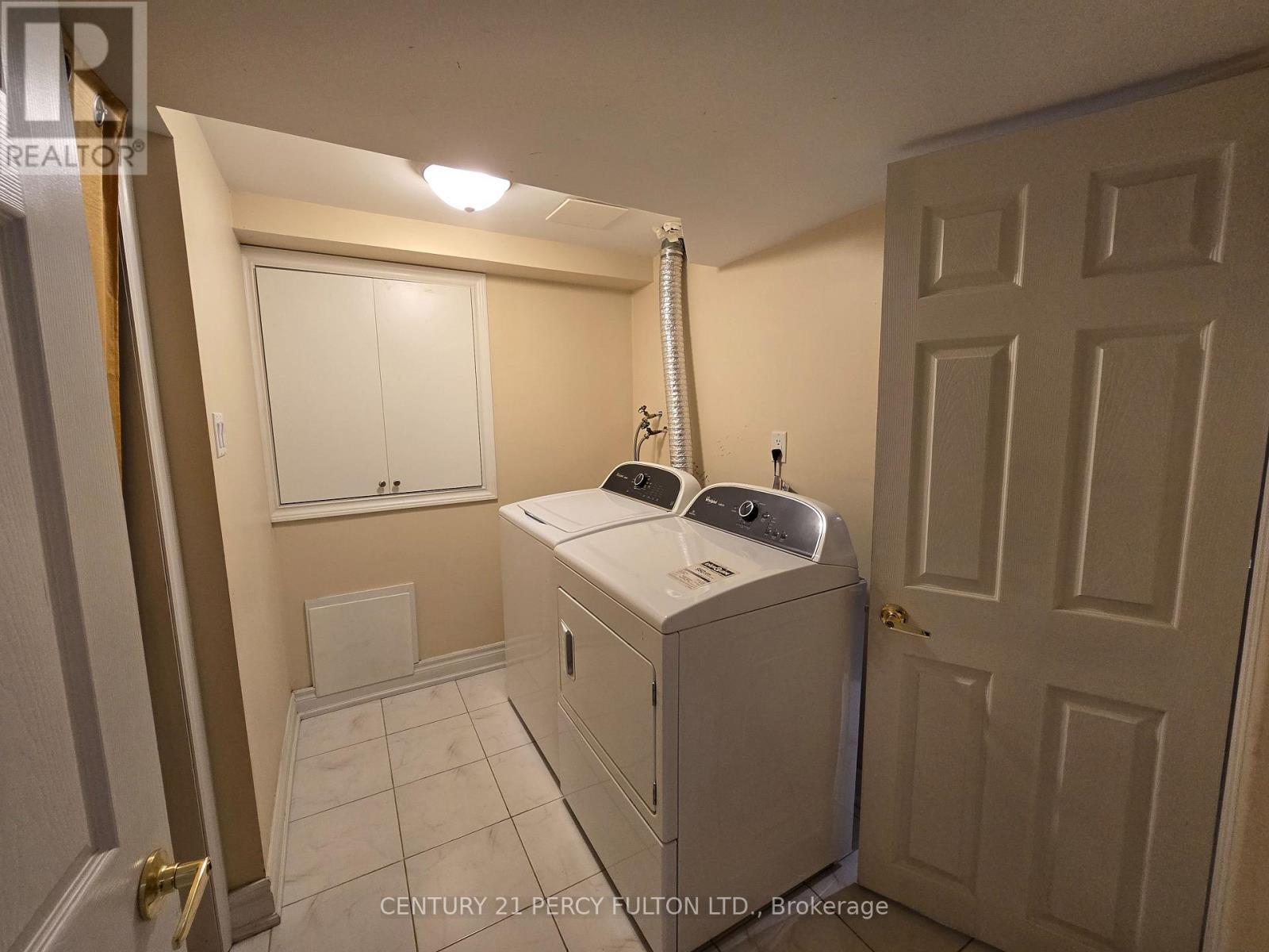 Bsmt - 610 Mclevin Avenue, Toronto, ON - Indoor Photo Showing Laundry Room