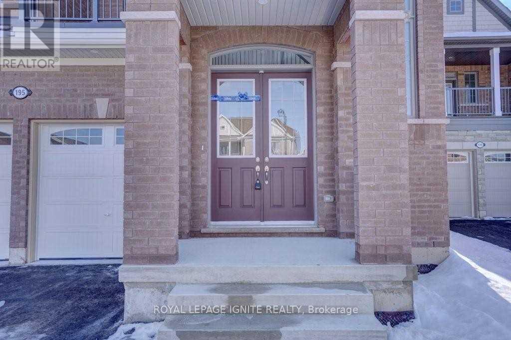 195 Miyako Court, Oshawa, ON - Outdoor