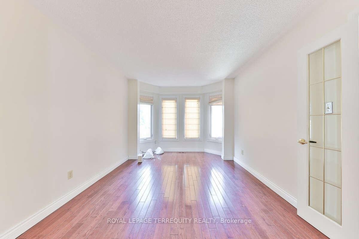 5275 Thornwood Drive, Mississauga, ON - Indoor Photo Showing Other Room