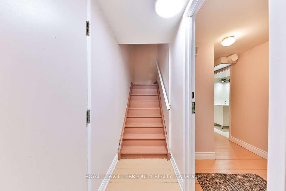 5275 Thornwood Drive, Mississauga, ON - Indoor Photo Showing Other Room