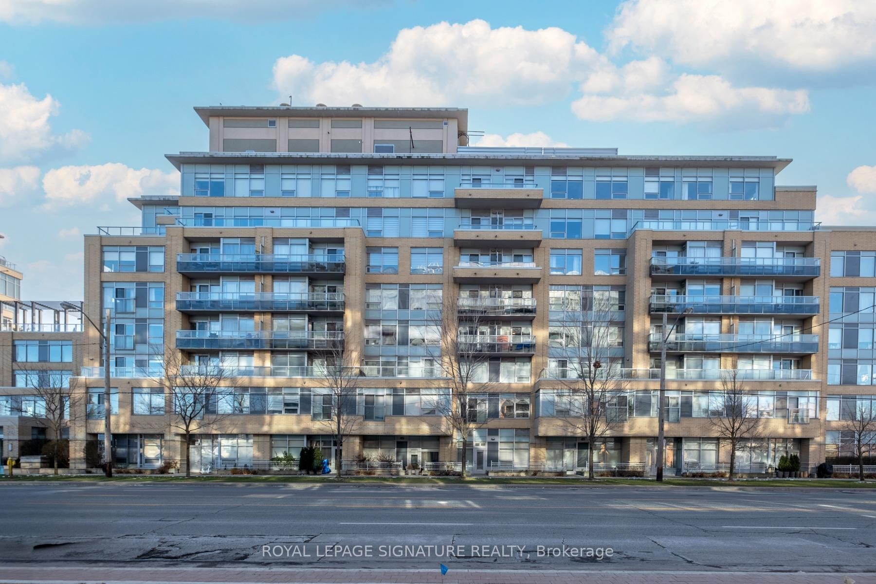 413-701 Sheppard Avenue W, Toronto, ON - Outdoor With Facade