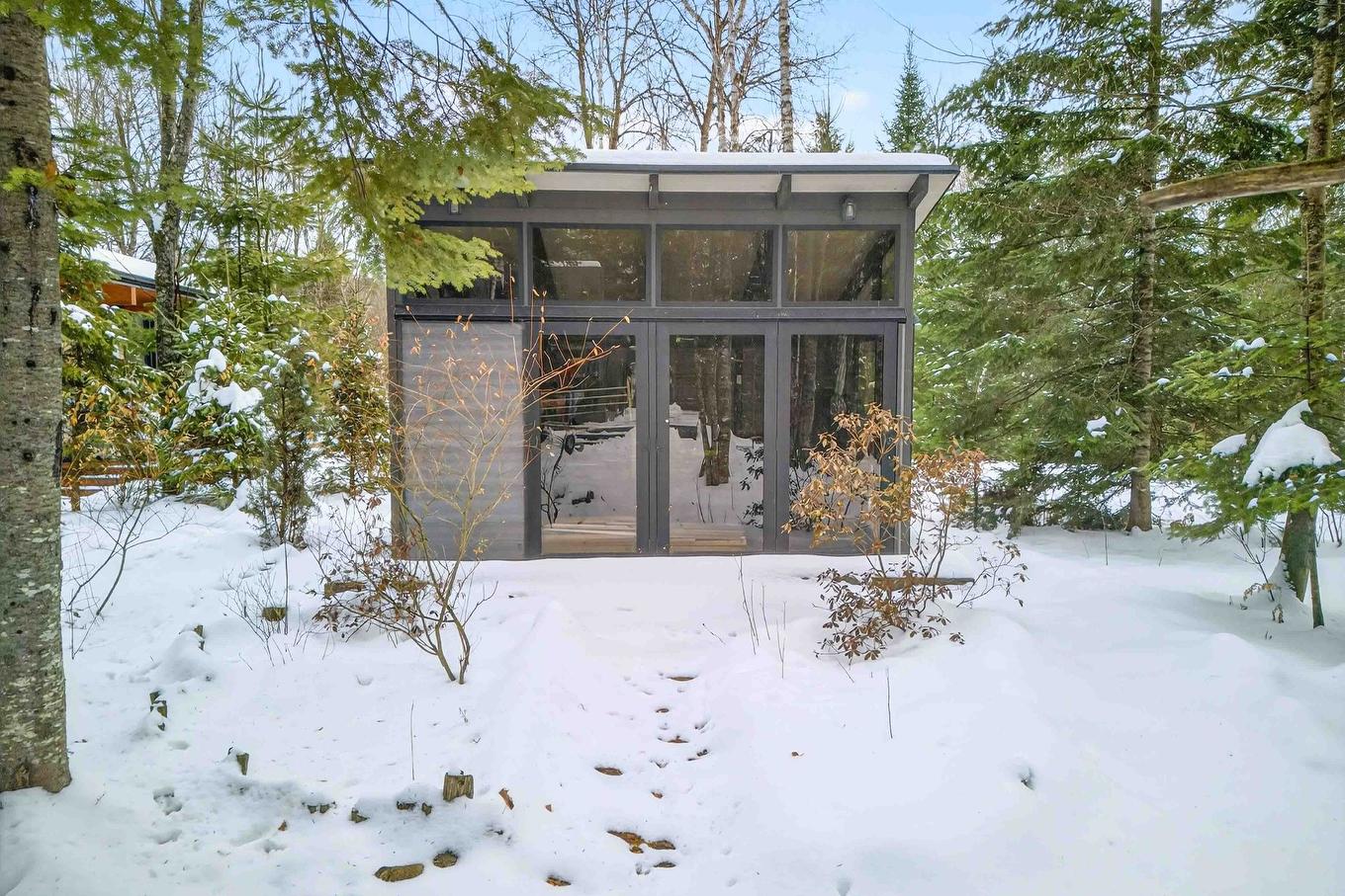 Autre - 11 Ch. Des Idéalistes, La Conception, QC - Outdoor